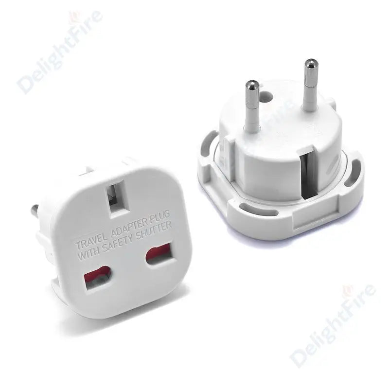 1pcs UK to EU Socket Adapter 220V Euro Travel Plug Converter AC Wall Charger Power Adapter UK British Adapter Electrical Outlets