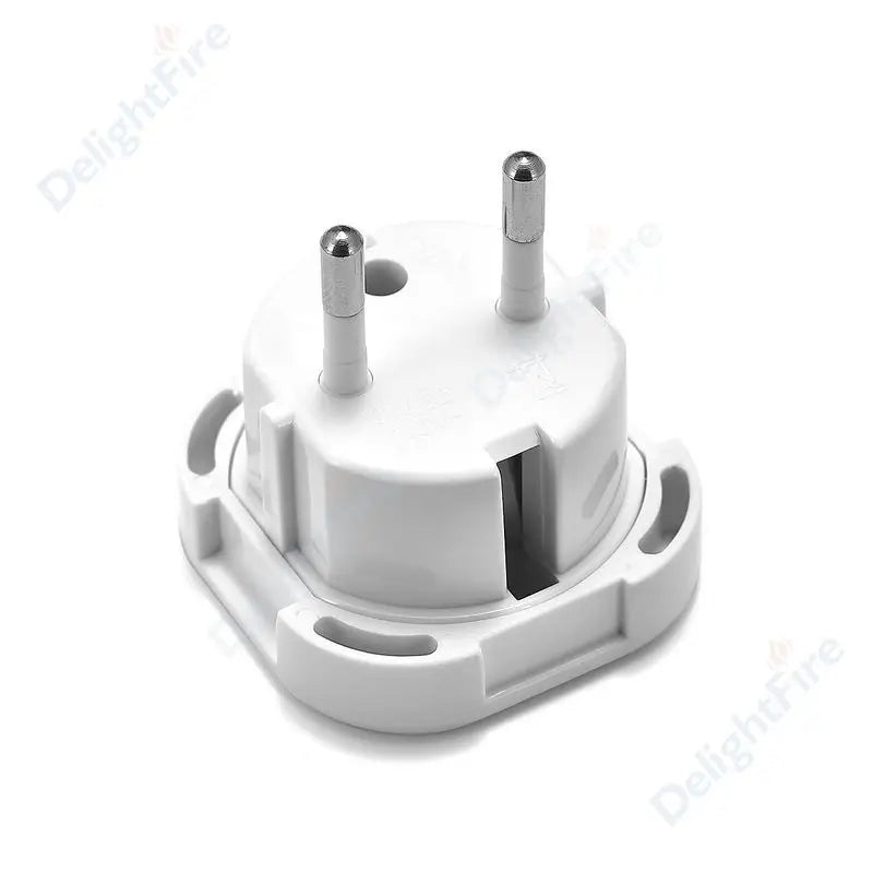 1pcs UK to EU Socket Adapter 220V Euro Travel Plug Converter AC Wall Charger Power Adapter UK British Adapter Electrical Outlets