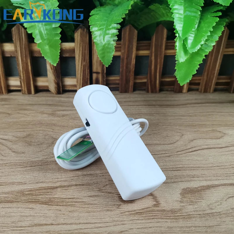 Water Leak Detector Instant 90dB Alarm Flood Sensor 1M Cable Audio Alert Battery Powered for Pipe / Floor / Kitchen / Bathroom