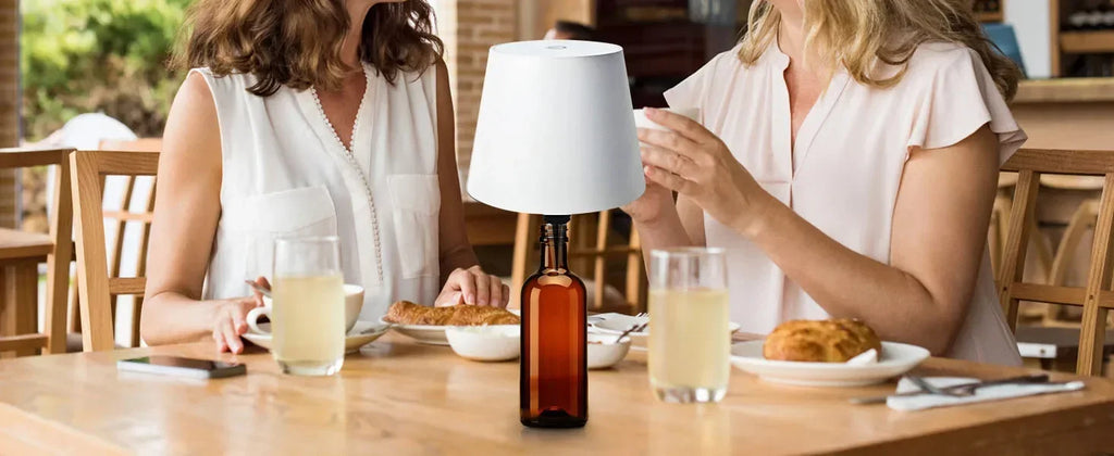 USB Charge Bottle Table Lamp Touch Control of 3 Colors and Stepless Dimming Night Lamp Suitable for Bar Wine Bottles Desk Lights