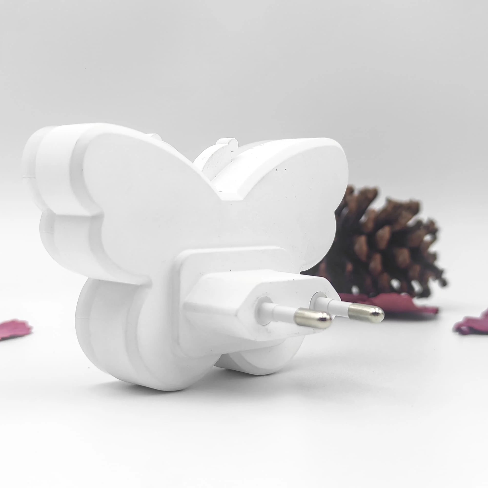 Butterfly Shape Night Lights LED Light Sensor Night Lights Plug in Auto on/Off for Kids Bedroom Stair Hallway Bedhead Night Lamp