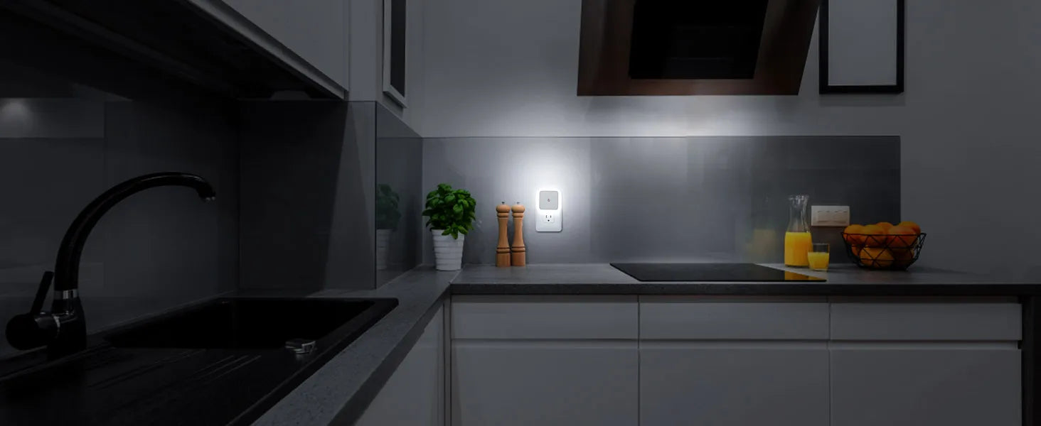 4pcs Night Lights, LED Night Light Lamp with Auto Dusk to Dawn Sensor, Nightlights for Hallway, Bedroom, Kitchen, Stairway